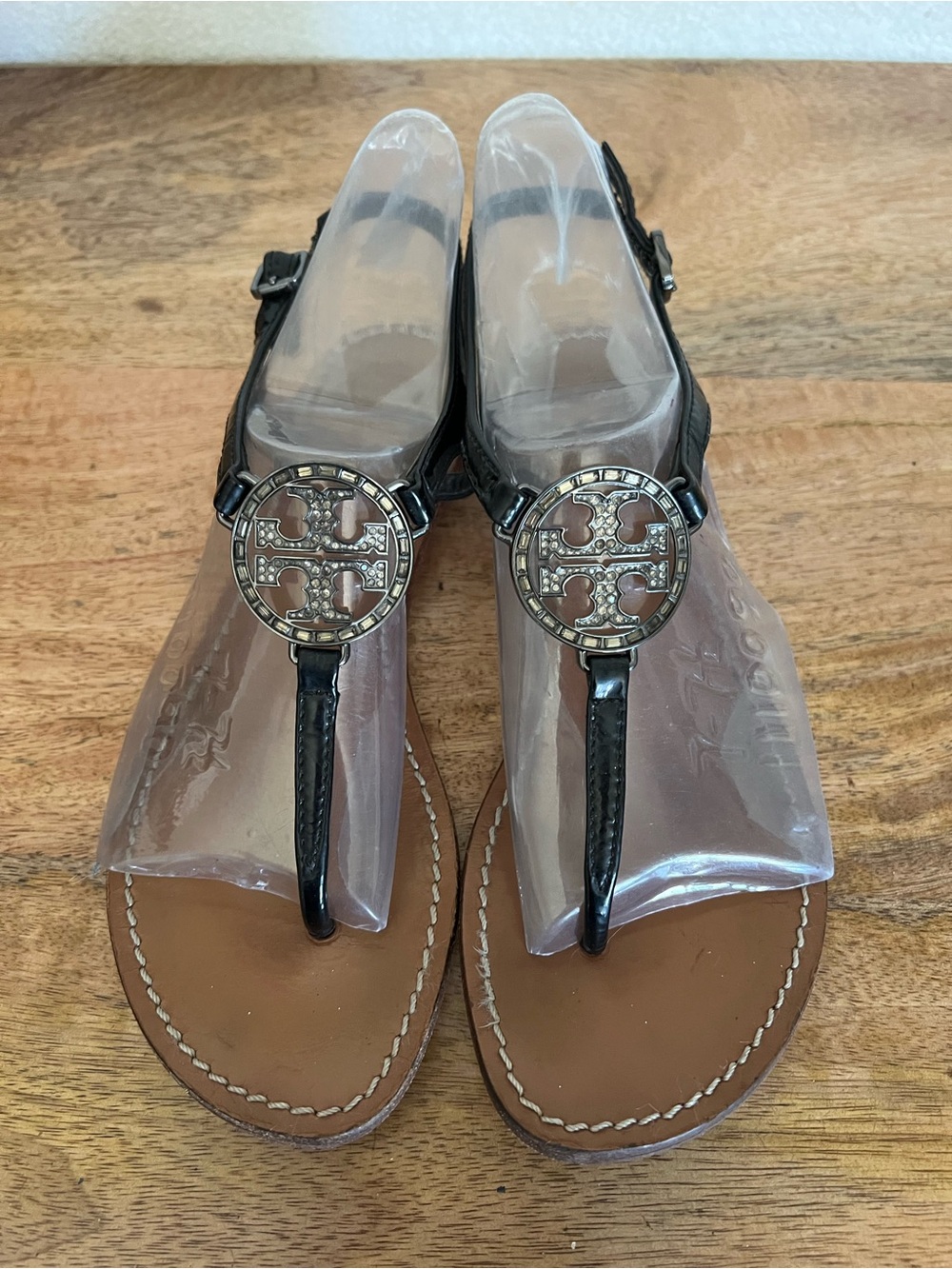 Tory Burch Sandal Women Violet T-Strap Thong Black Leather Rhinestone Size 5.5